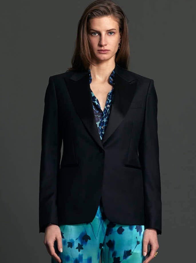 Women's Fitted Tuxedo Jacket In Black - Nigel Curtiss