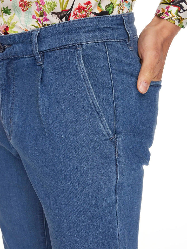 Men's 1 Pleat Stretch Denim Jean In Mid Blue - Nigel Curtiss