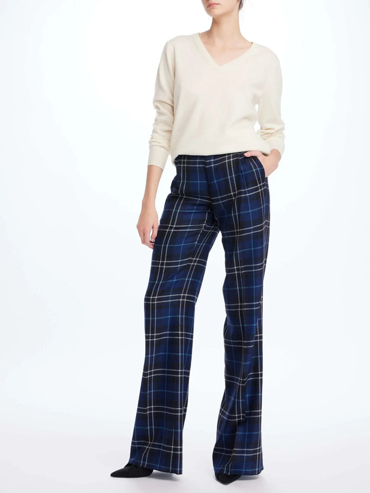 Women's Cashmere V-Neck Sweater In Cream - Nigel Curtiss