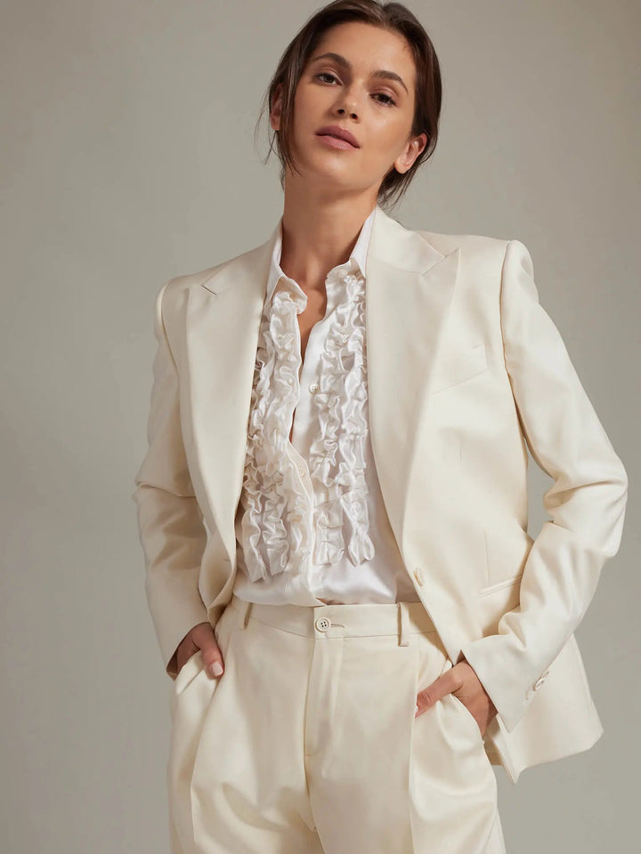 Women's Ruffle Front Silk Shirt In Ivory - Nigel Curtiss